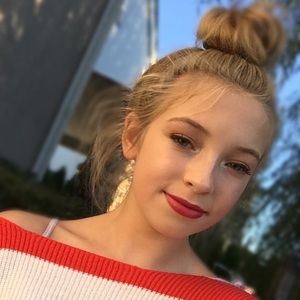 Meet your Posher, Rafi